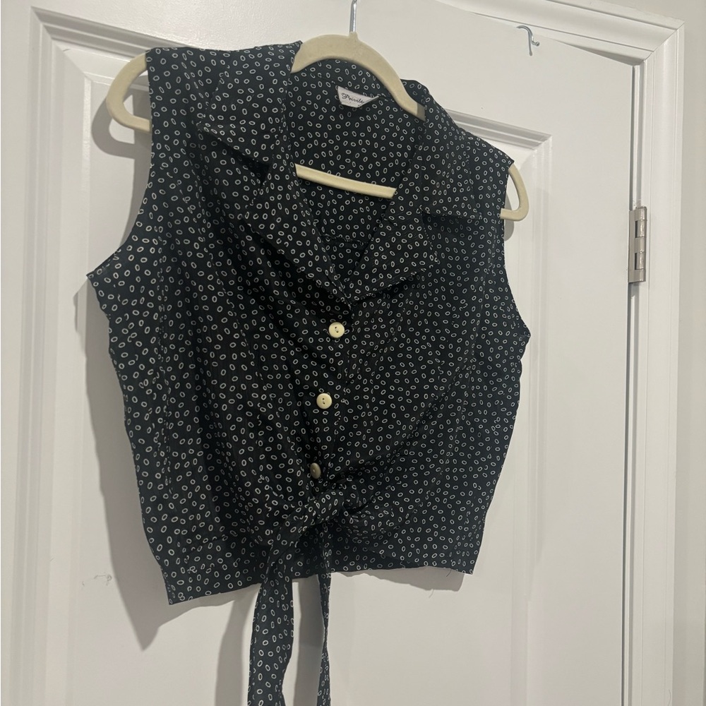 Button down front  tie crop top